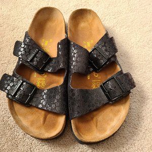 Birkenstock Black Floral Arizona Sandals - Size 40